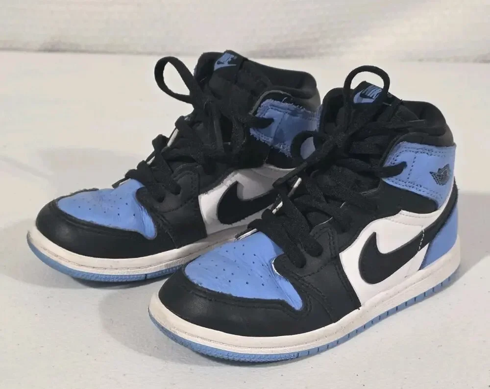 Nike Air Jordan 1 Retro High FD1413 400 OG ‘UNC Toe’ Toddler Size 10C